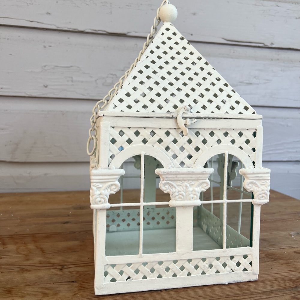 White Lattice Birdcage